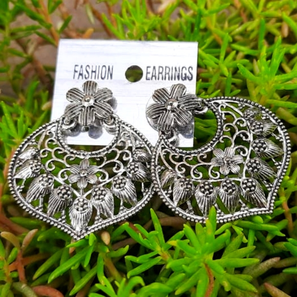H&M Jewelry - Antique oxidised floral design drop Earrings for girls and women silver color